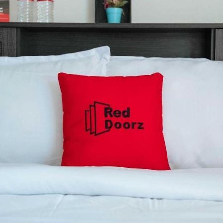 Reddoorz Plus @ Kaizen Suites Taft Avenue Manila Eksteriør bilde
